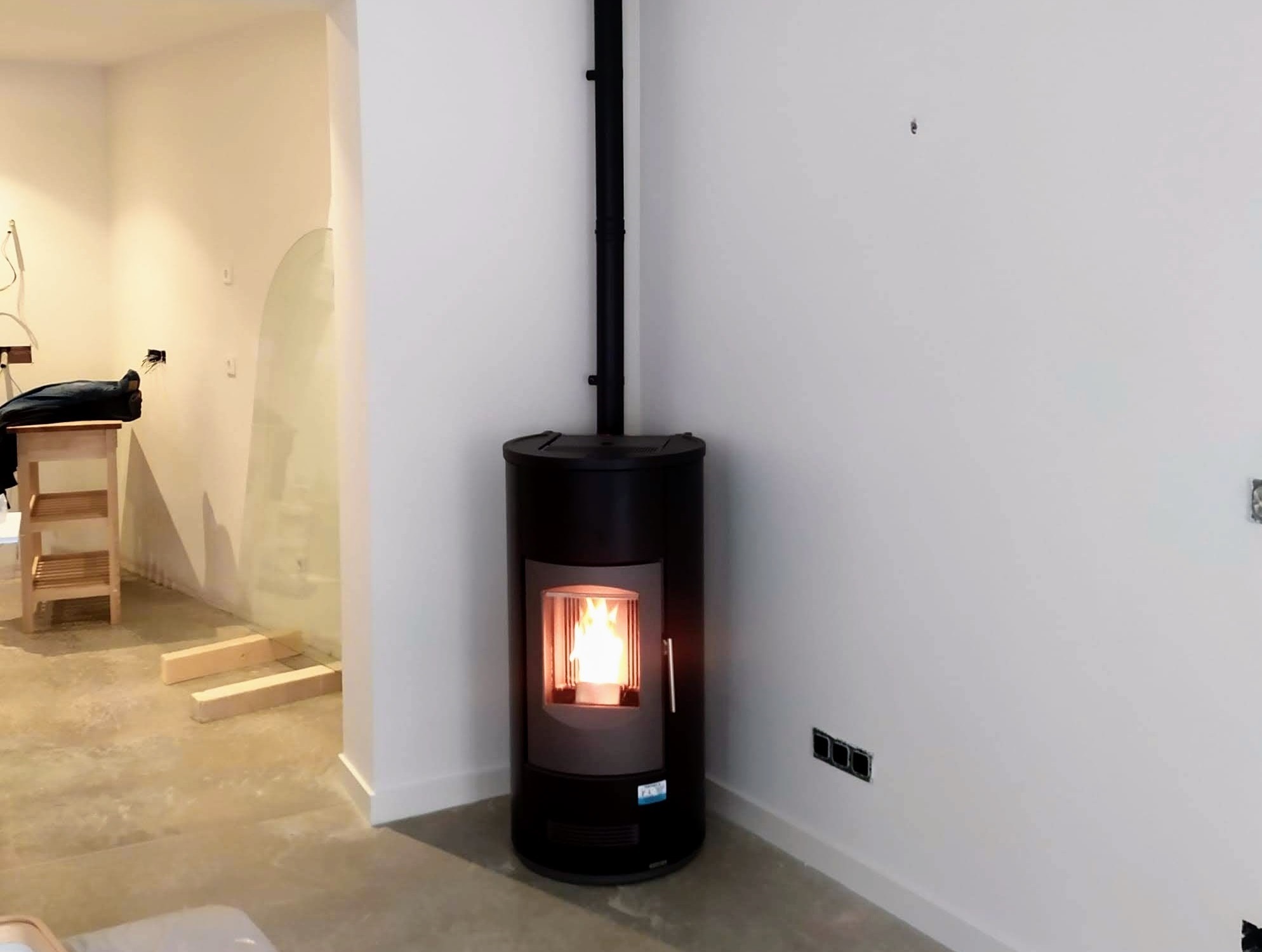 estufa pellet Manacor, estufa pellet piazzetta Mallorca-Manacor, estufa pellet canalizable Mallorca,