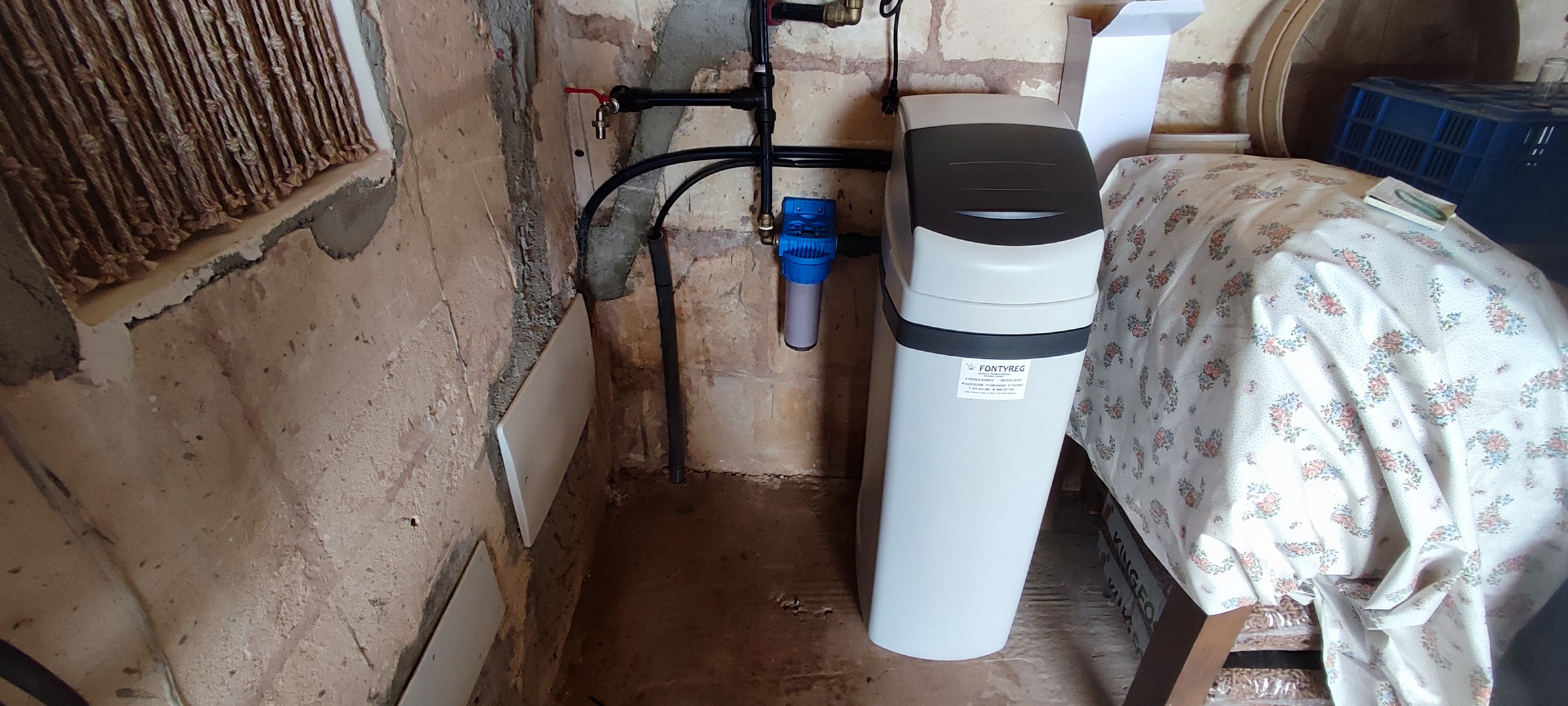 Descalificador tratamiento de agua para eliminar la cal de la casa con bajo consumo en agua y sal Ma