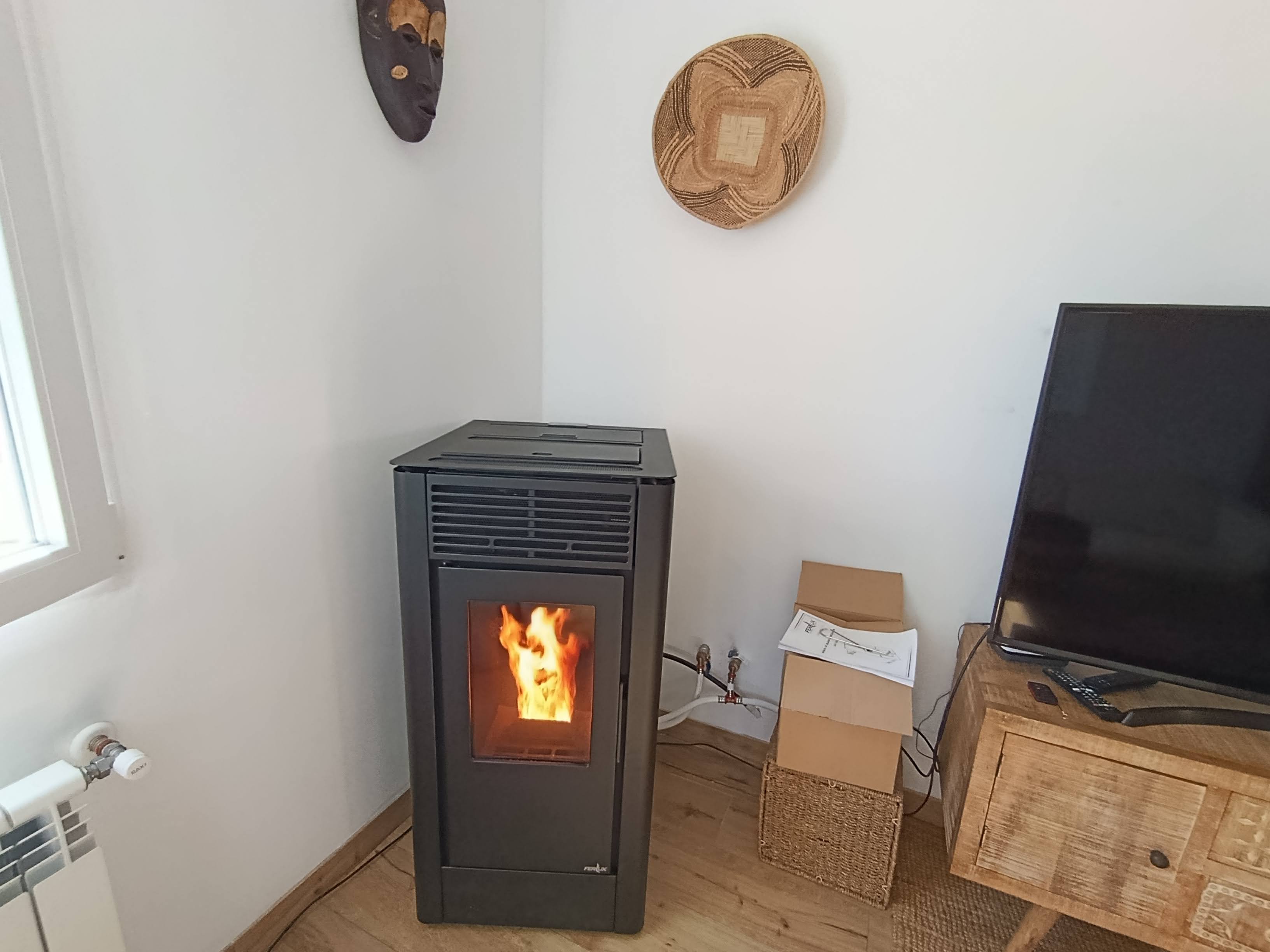 termoestufa pellets ferlux, hidro estufa mallorca, termo estufa pellets ferlux manacor, cat ferlux,